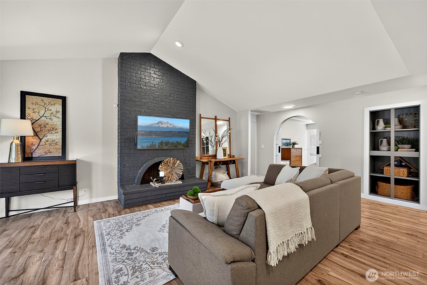 112 Lila Street , Steilacoom, WA 98388