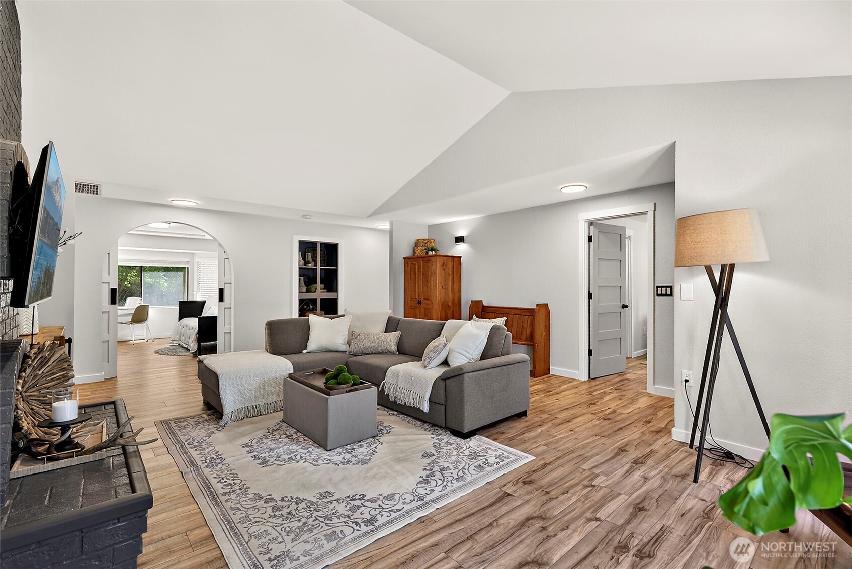 112 Lila Street , Steilacoom, WA 98388