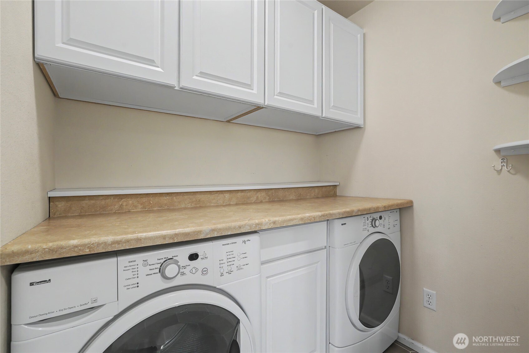 3508 Surrey Drive NE, Olympia, WA 98506-3627