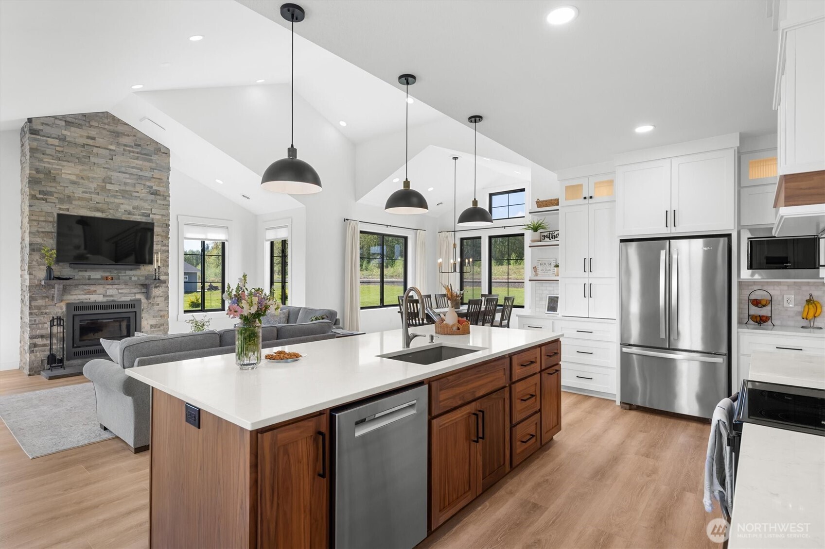 158 Breezy Lane , Mossyrock, WA 98564
