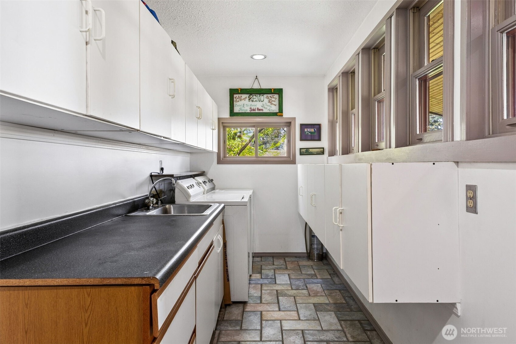 311 S Perkins Street , Buckley, WA 98321