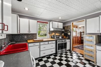 311 S Perkins Street , Buckley, WA 98321 - Photo 10