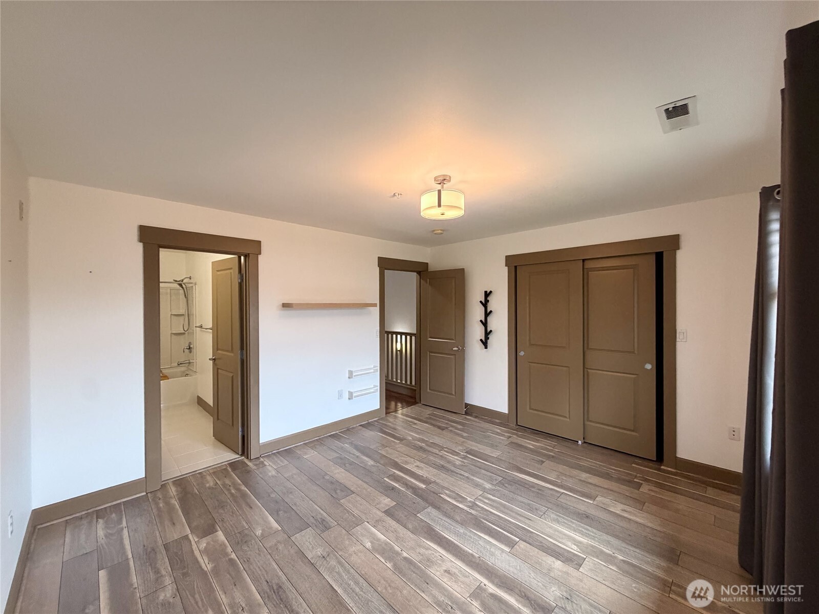 2115 201st Place SE #D5, Bothell, WA 98012