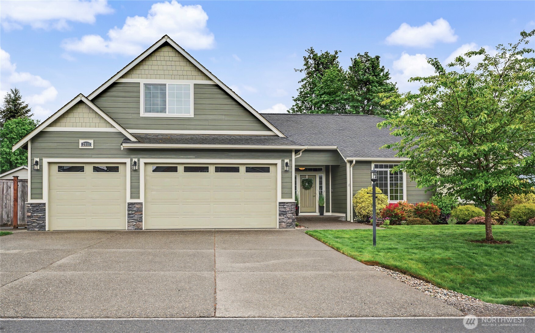 2911 Fenmoor Lane SE, Olympia, WA 98501-5630