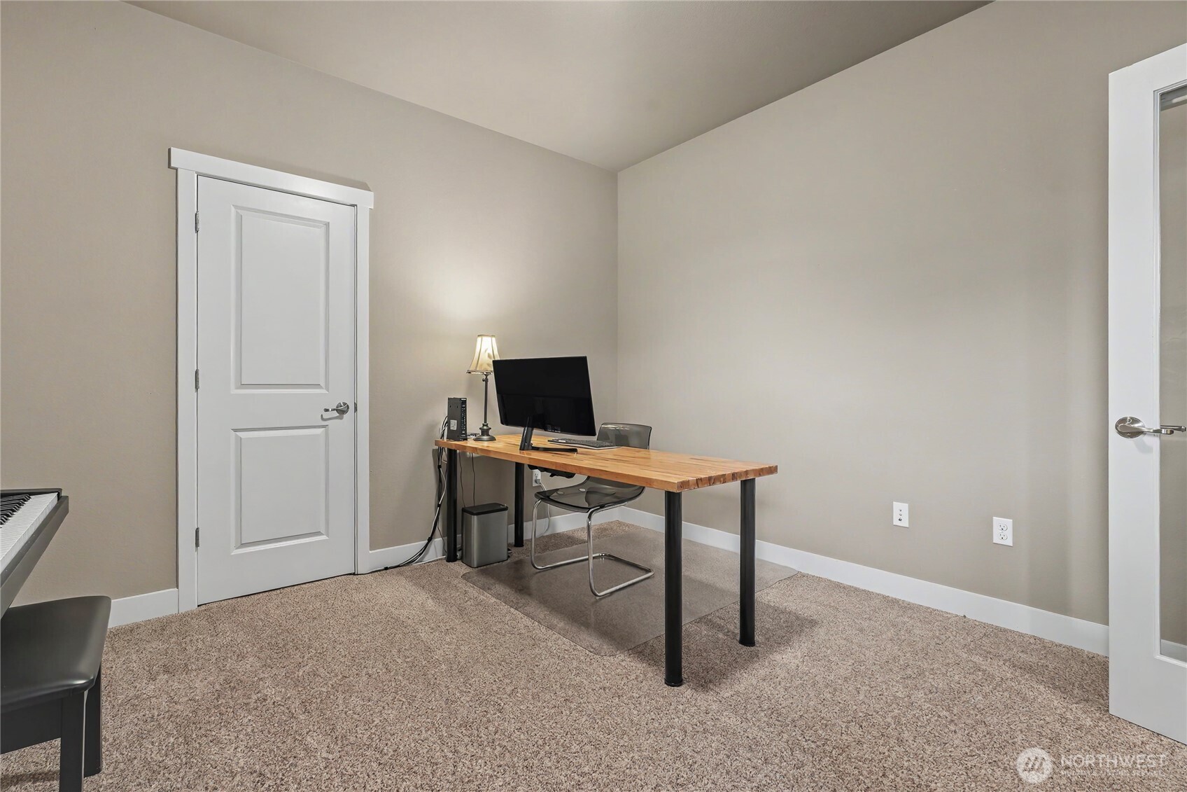 2911 Fenmoor Lane SE, Olympia, WA 98501-5630