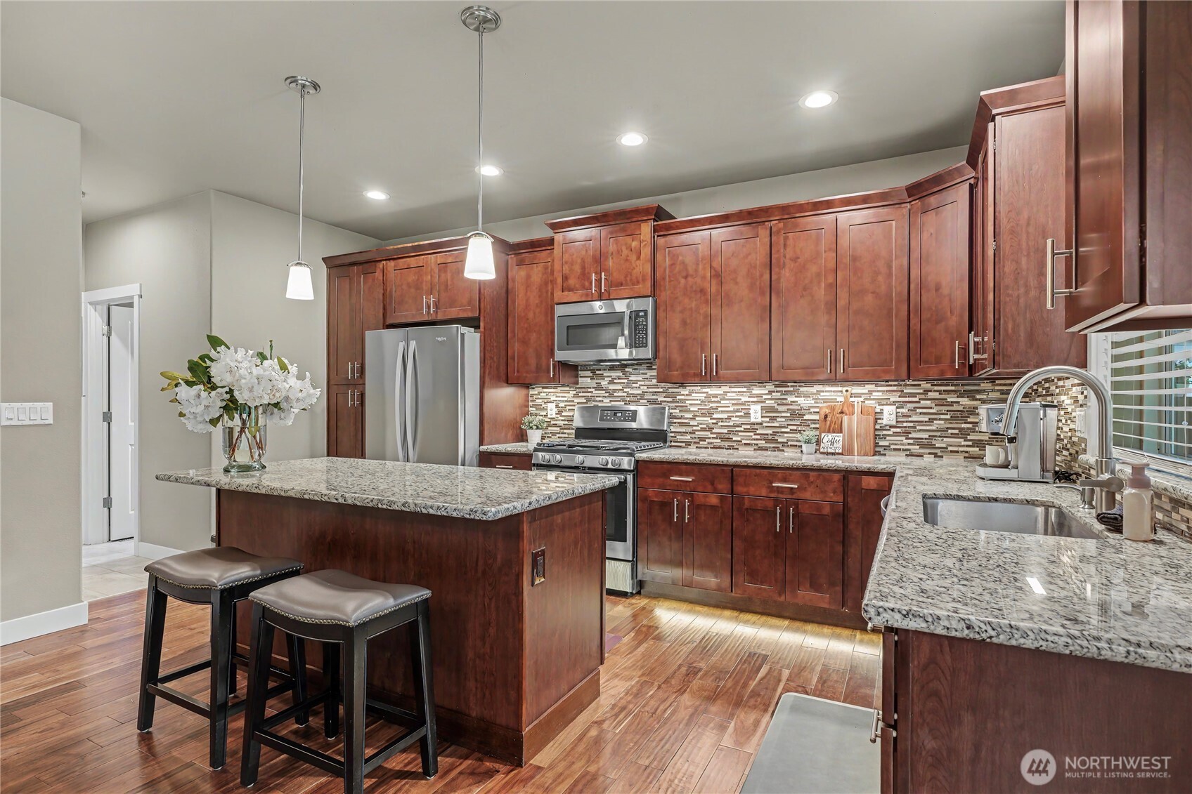 2911 Fenmoor Lane SE, Olympia, WA 98501-5630