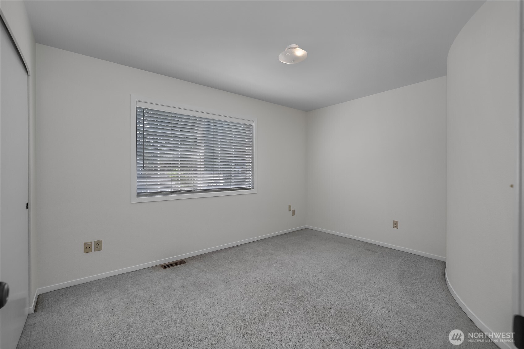 20711 1st Avenue E, Spanaway, WA 98387