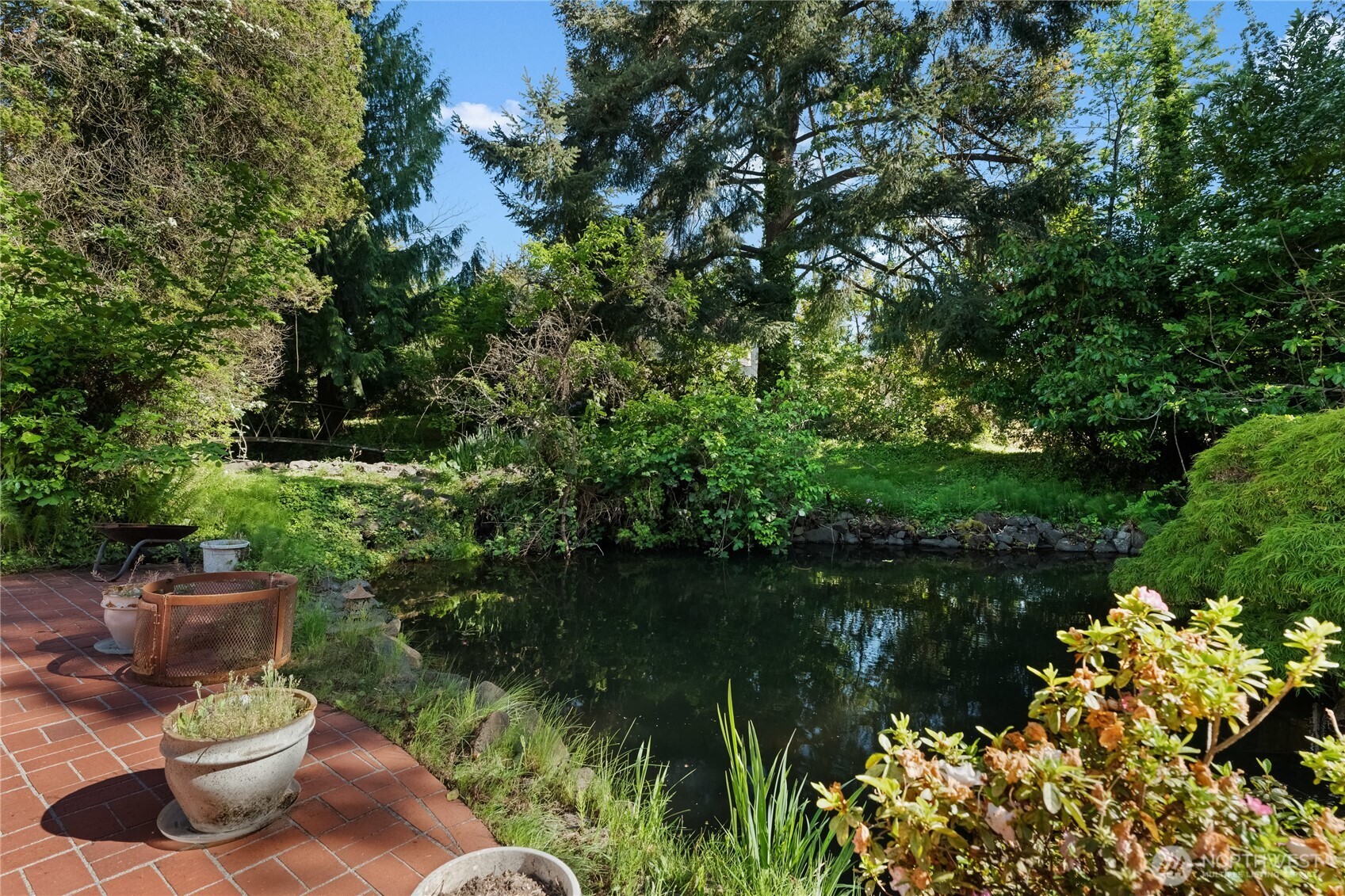 1706 S Sunset Drive , Tacoma, WA 98465-1239