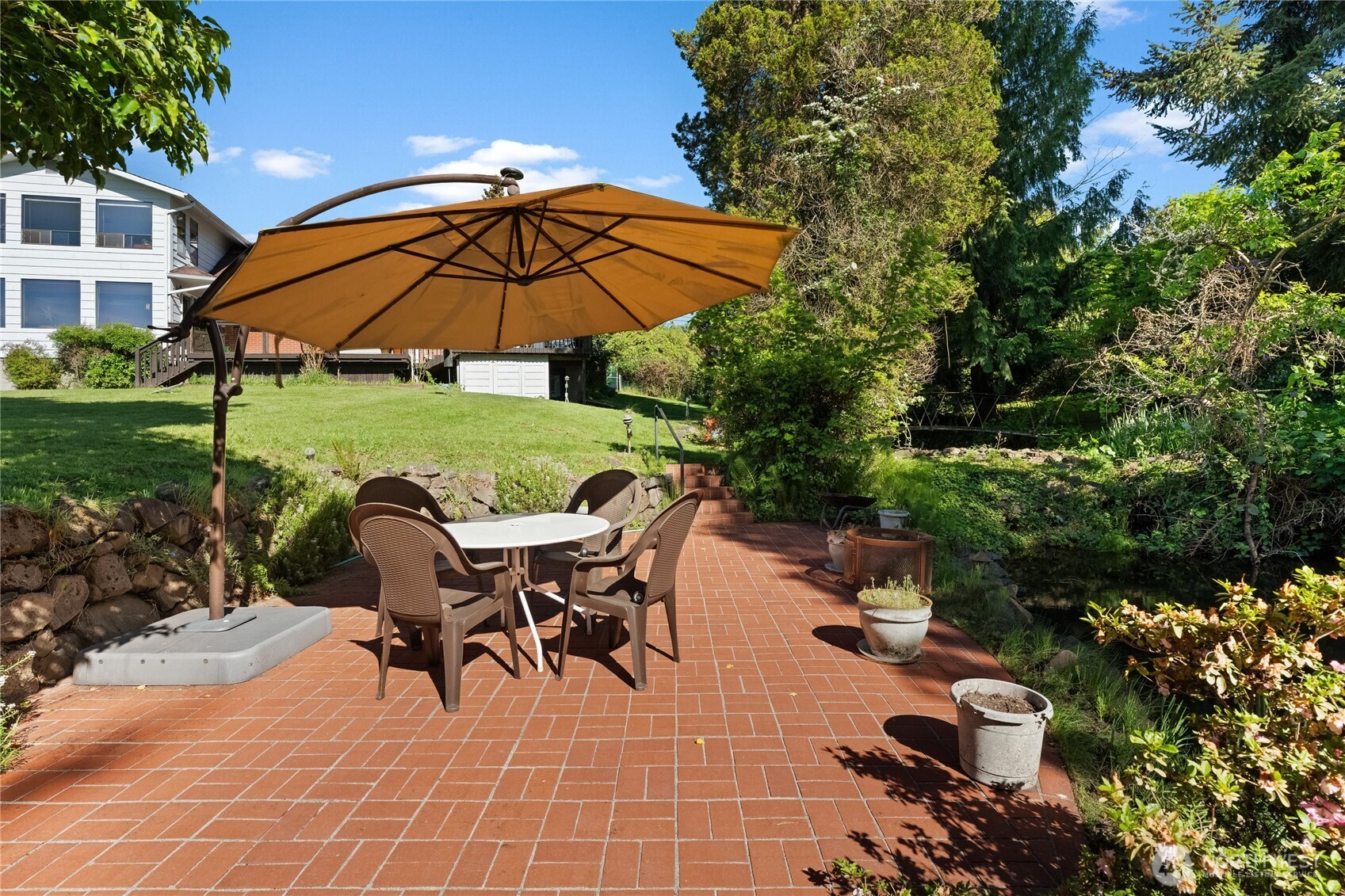 1706 S Sunset Drive , Tacoma, WA 98465-1239