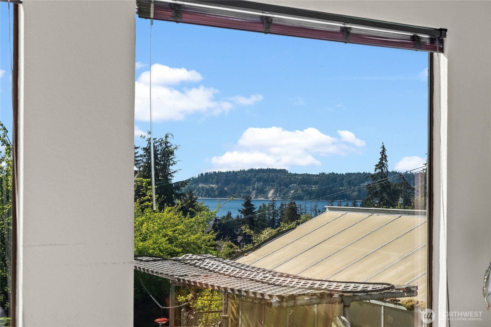 1706 S Sunset Drive , Tacoma, WA 98465-1239