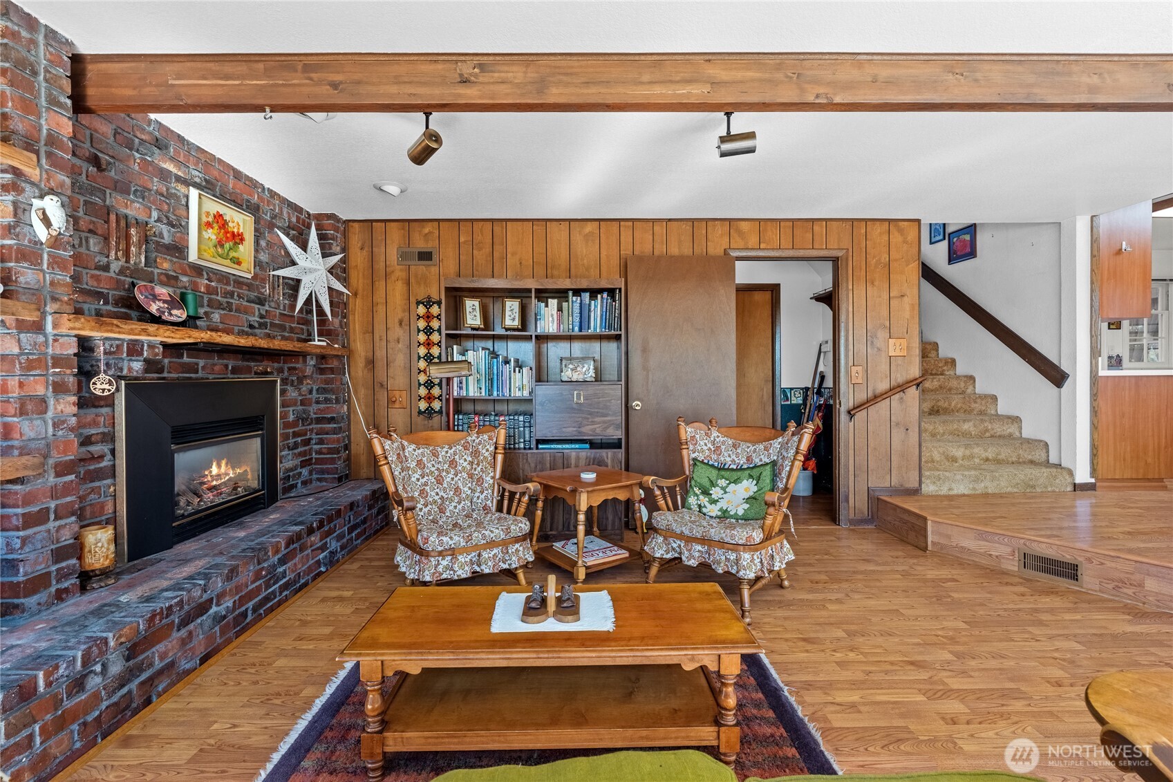 1706 S Sunset Drive , Tacoma, WA 98465-1239