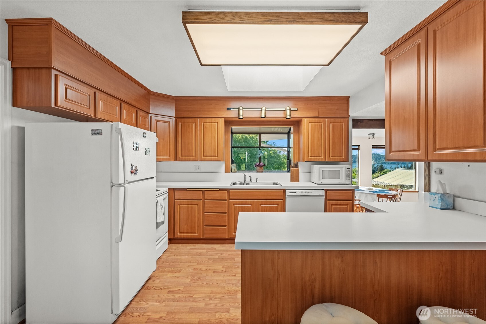 1706 S Sunset Drive , Tacoma, WA 98465-1239