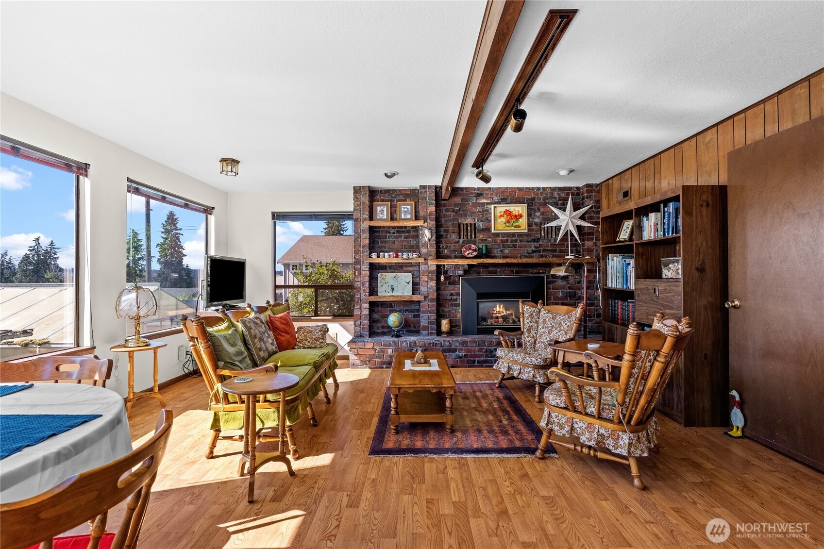 1706 S Sunset Drive , Tacoma, WA 98465-1239