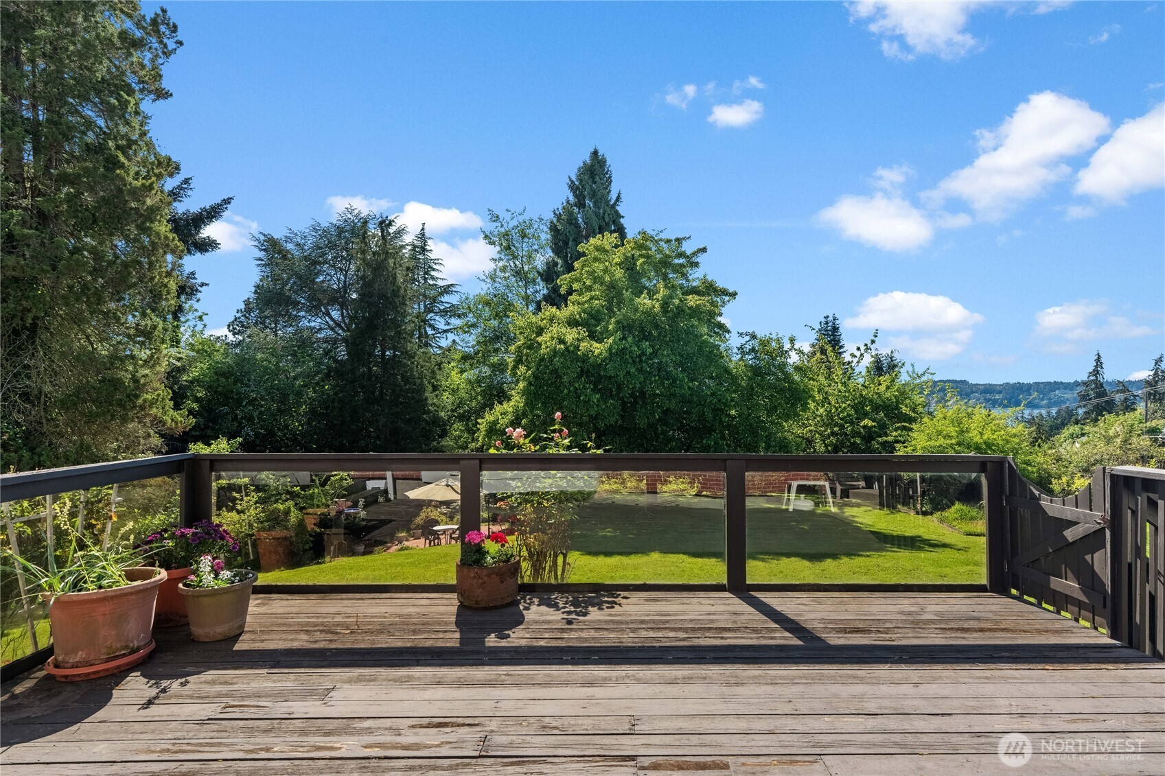 1706 S Sunset Drive , Tacoma, WA 98465-1239