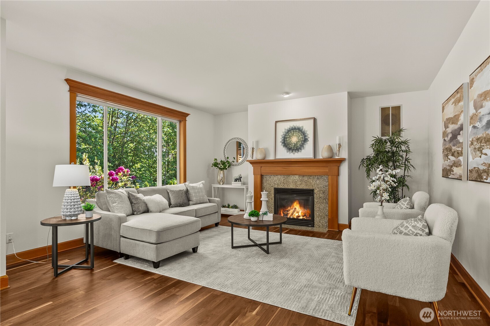2415 NE Daphne , Issaquah, WA 98029