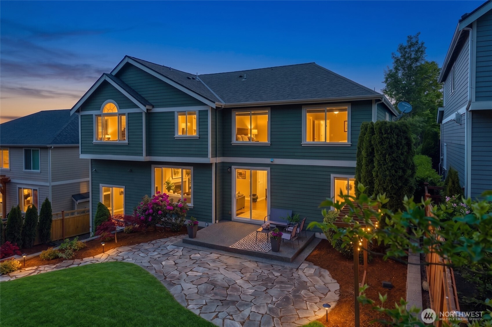 2415 NE Daphne , Issaquah, WA 98029