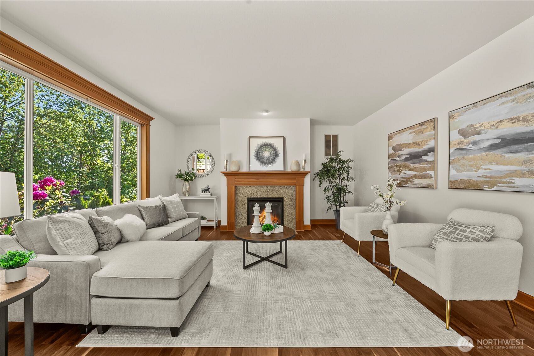 2415 NE Daphne , Issaquah, WA 98029