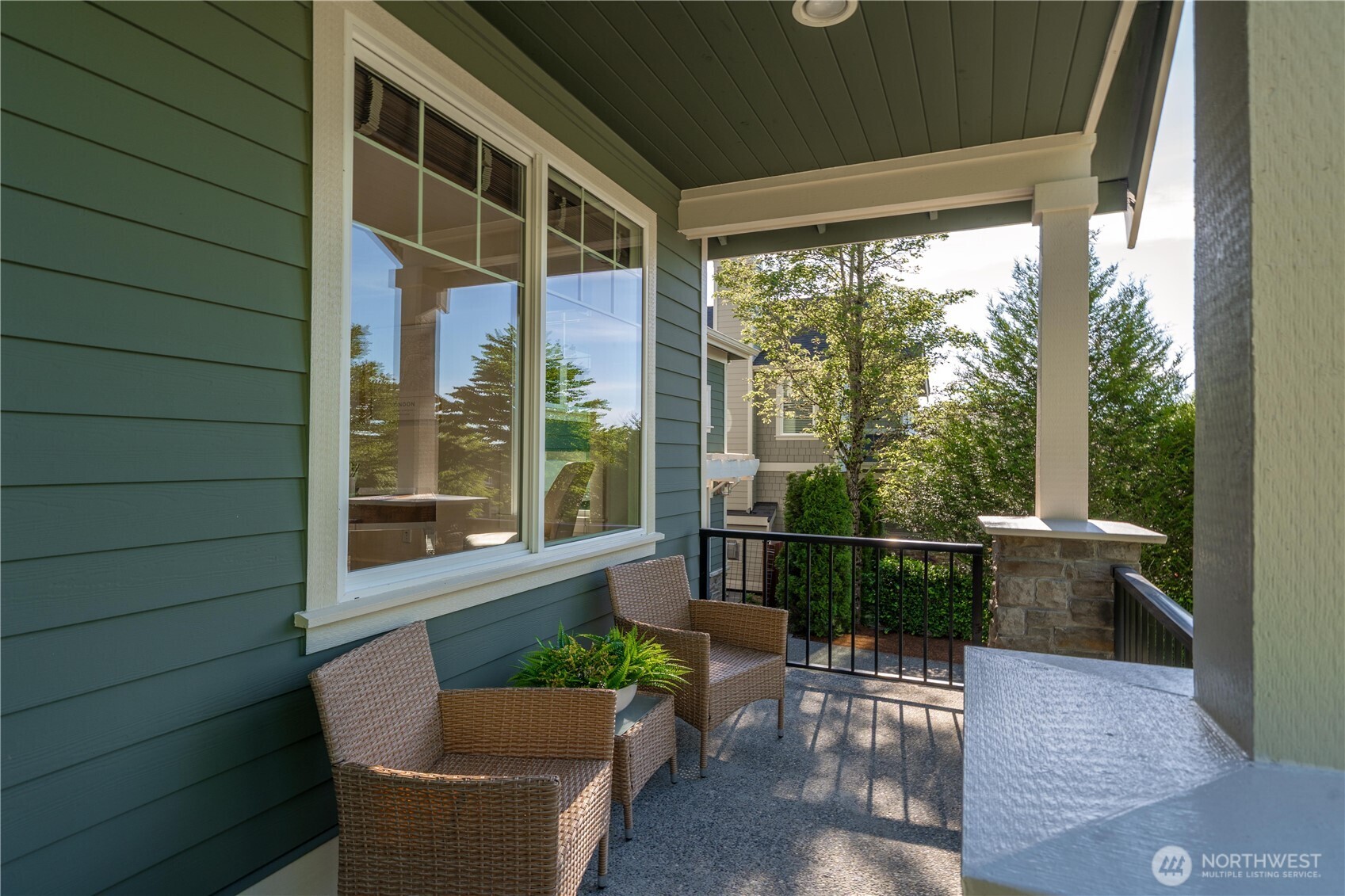 2415 NE Daphne , Issaquah, WA 98029