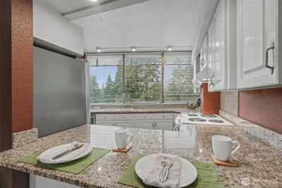 1910 Evergreen Park Drive SW #504, Olympia, WA 98502-5912 - Photo 7