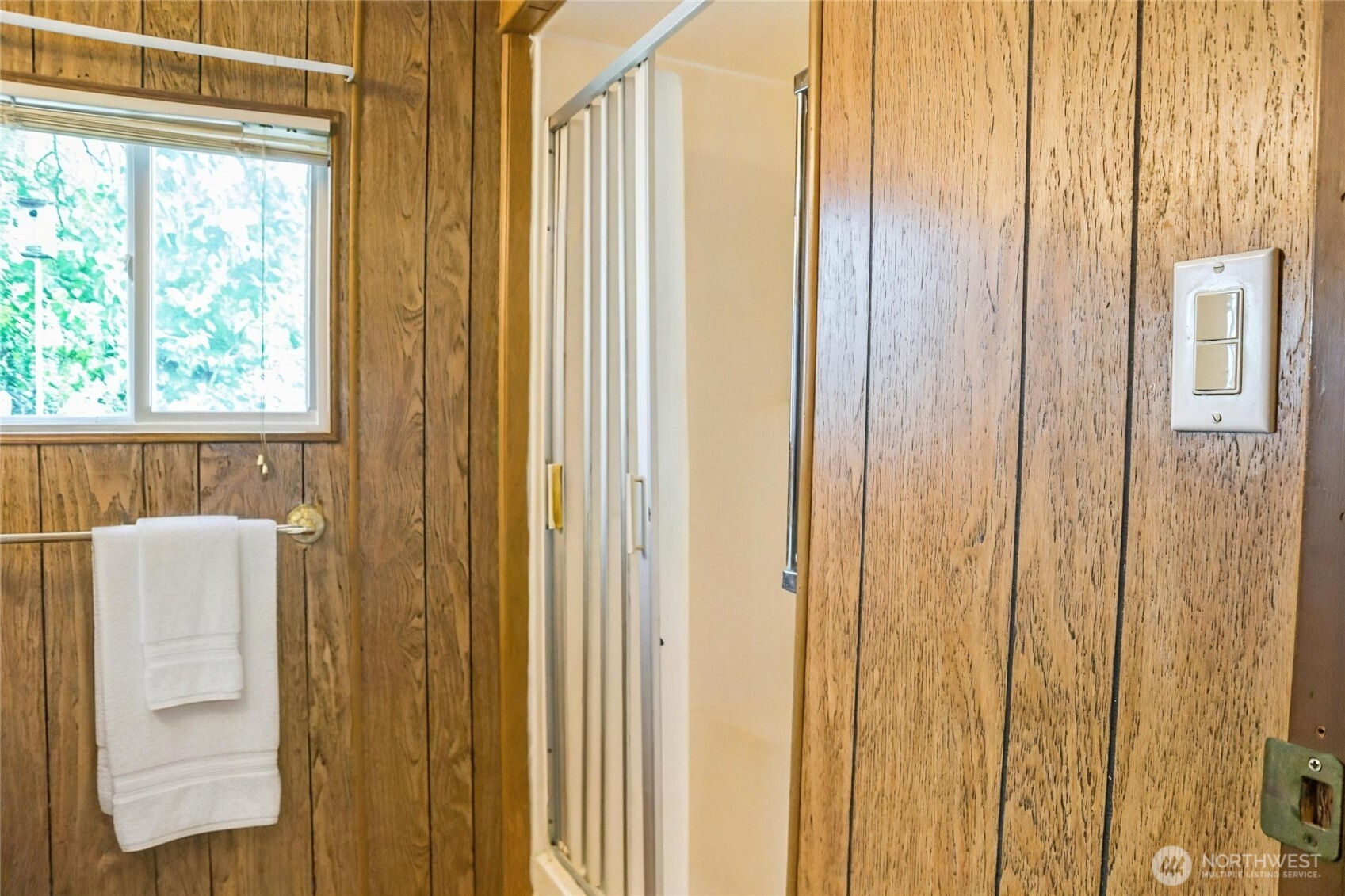 7301 NE 175th Street #215, Kenmore, WA 98028