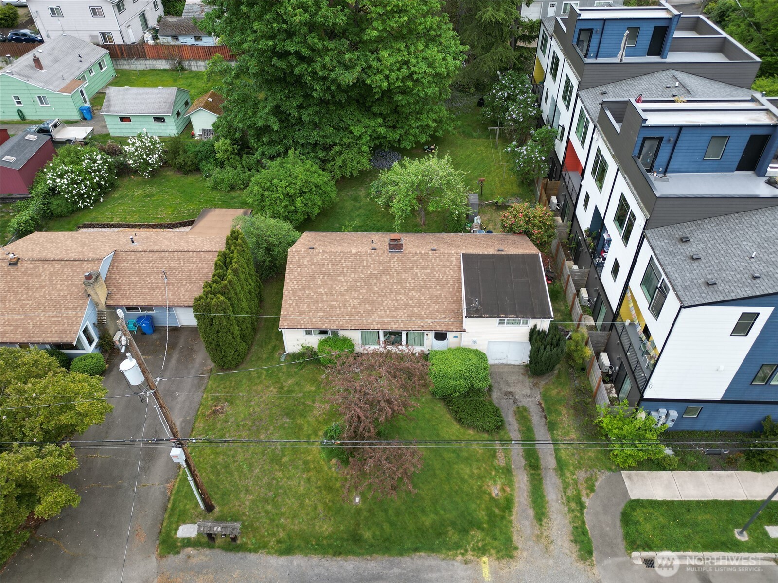 18034 10th Avenue NE, Shoreline, WA 98155