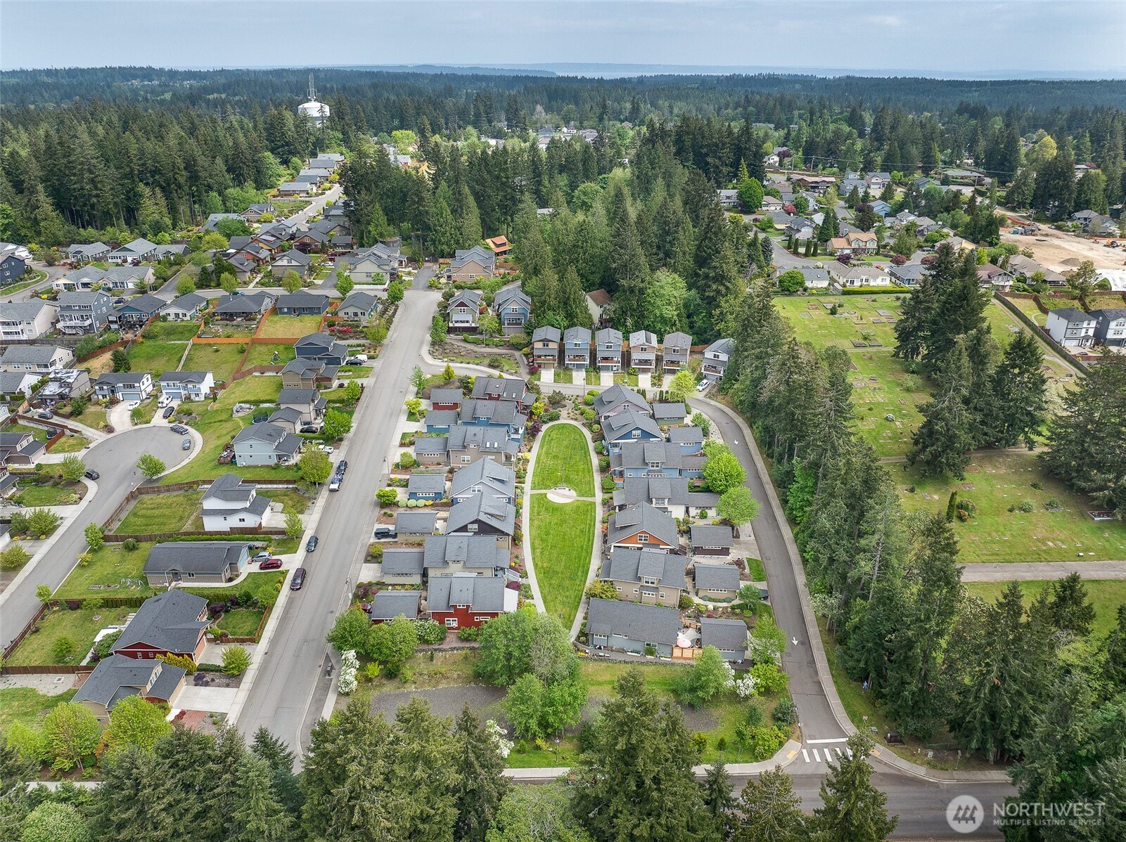 1723 Bungalow Way NE, Poulsbo, WA 98370