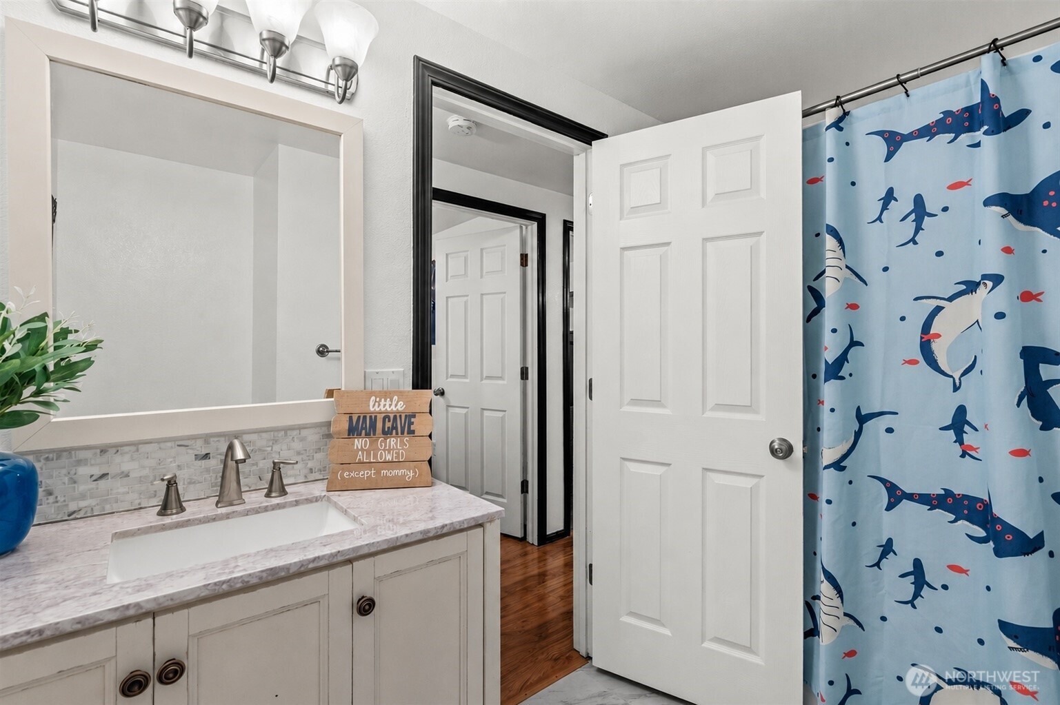 7409 Lucinda Court SW, Olympia, WA 98512-9399