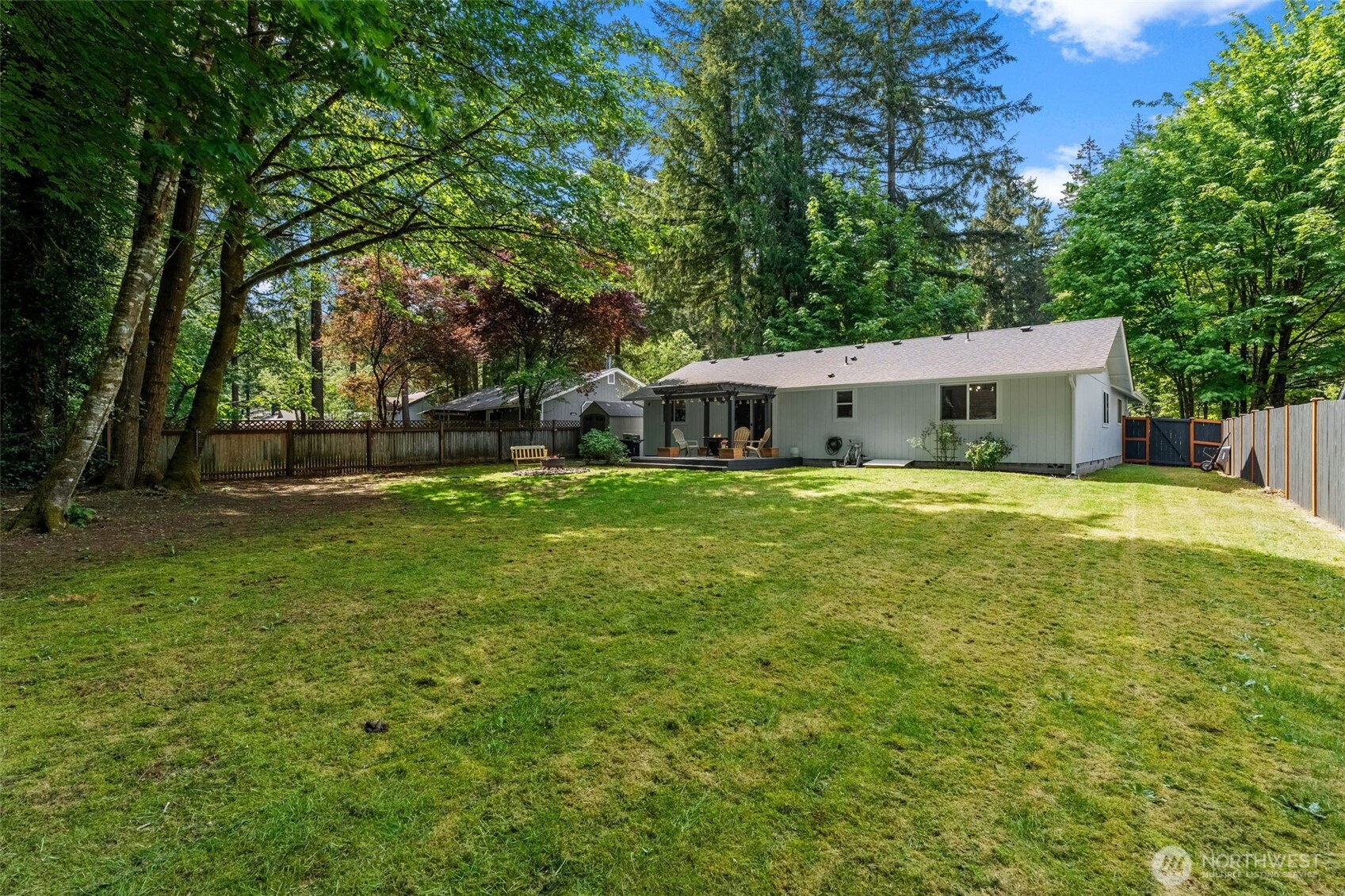 7409 Lucinda Court SW, Olympia, WA 98512-9399