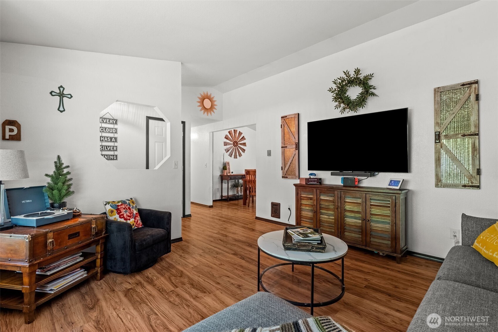 7409 Lucinda Court SW, Olympia, WA 98512-9399