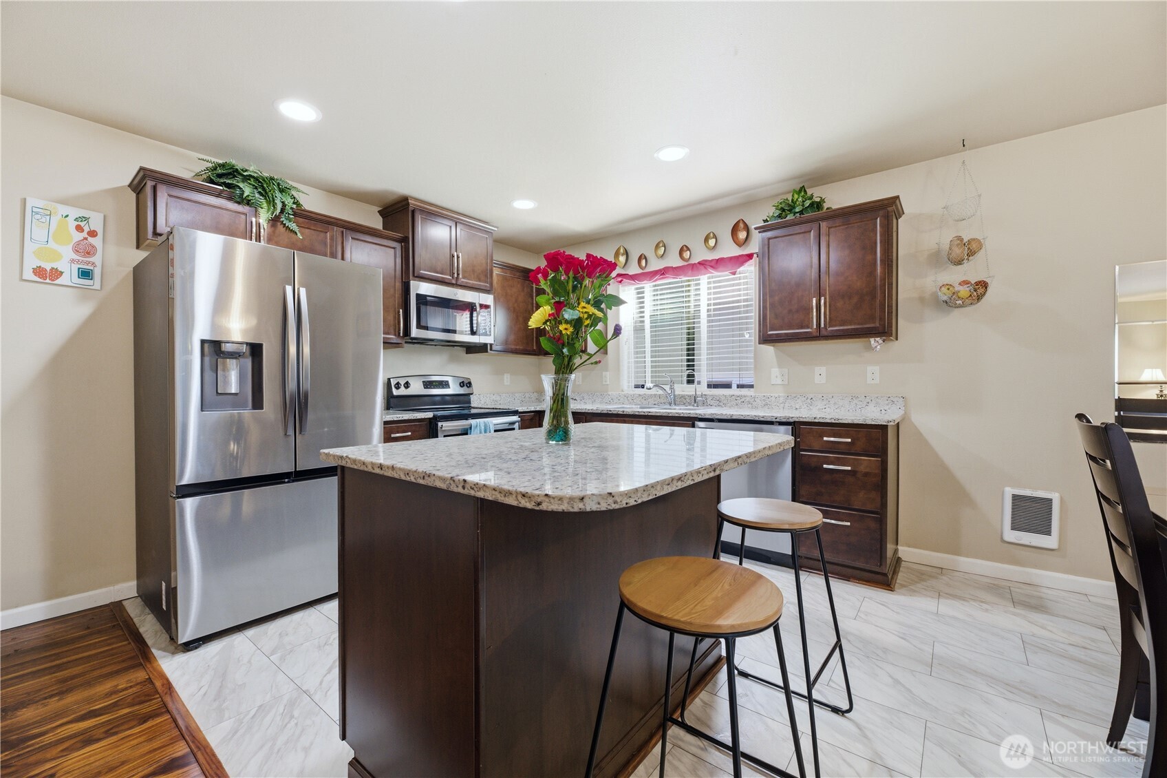 2231 SE Kelby Circle , Port Orchard, WA 98366