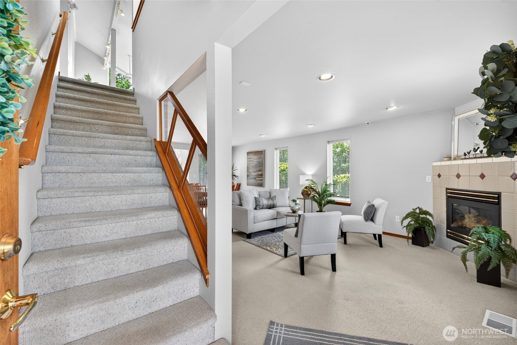 516 Wana Wana Place NE, Tacoma, WA 98422