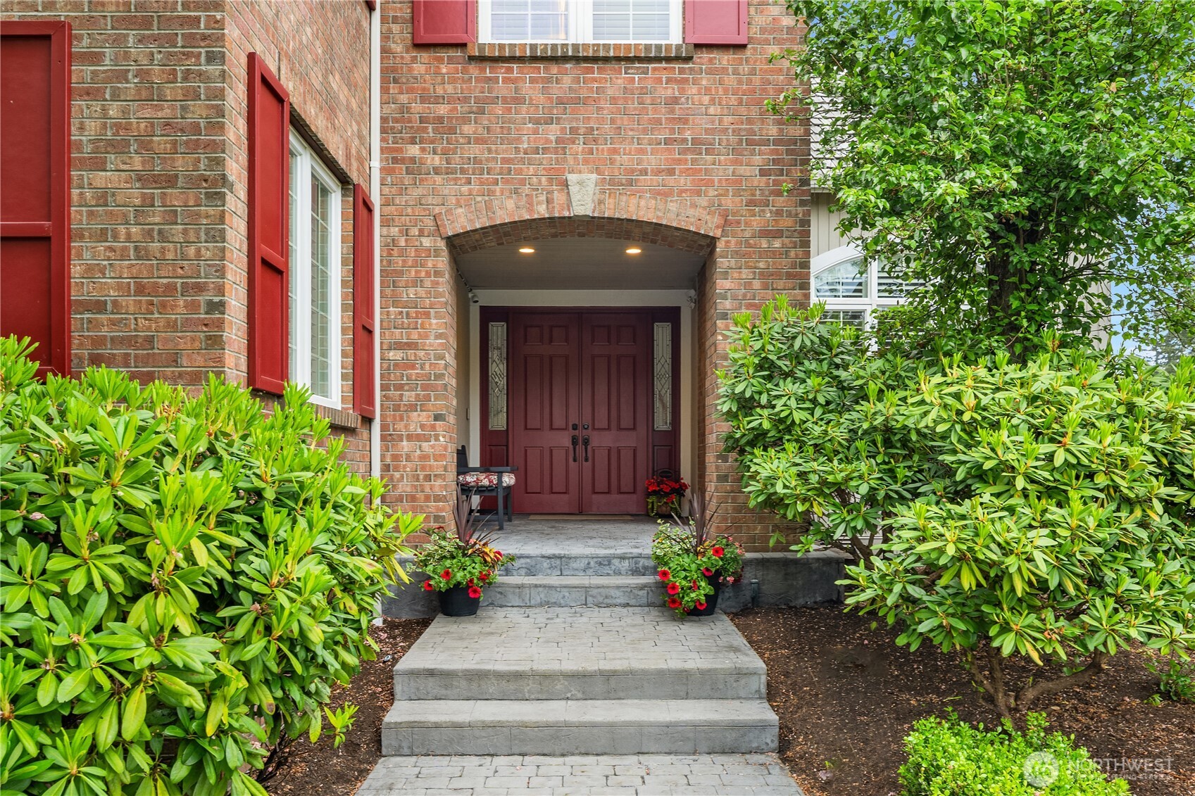 2446 279th Drive SE, Sammamish, WA 98075-4114