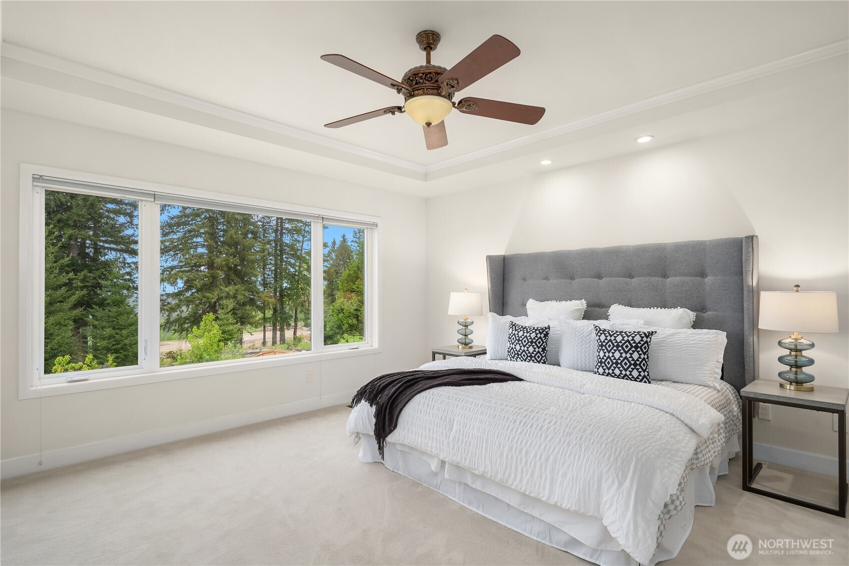 2446 279th Drive SE, Sammamish, WA 98075-4114