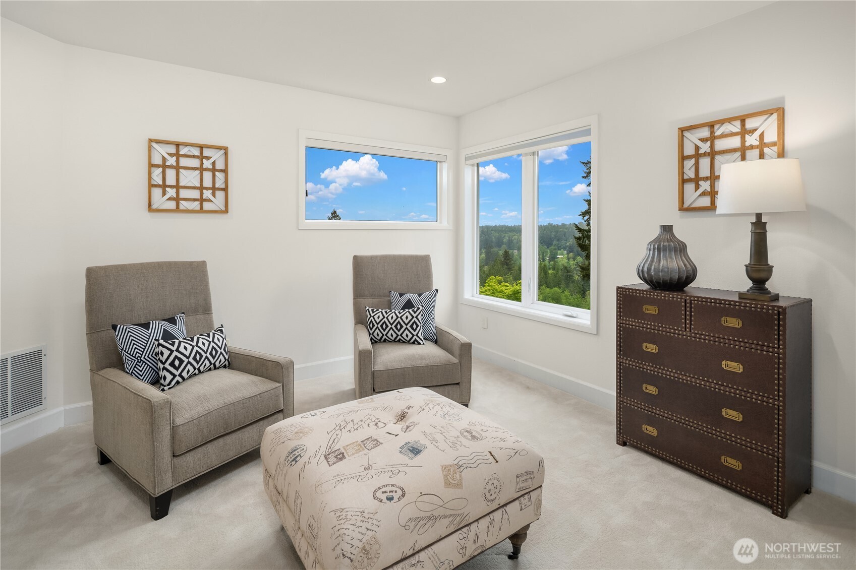 2446 279th Drive SE, Sammamish, WA 98075-4114