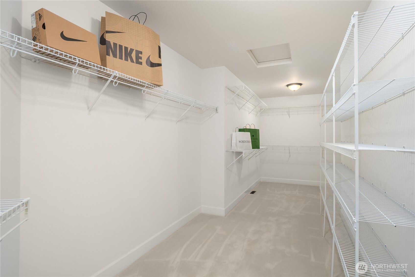 2446 279th Drive SE, Sammamish, WA 98075-4114