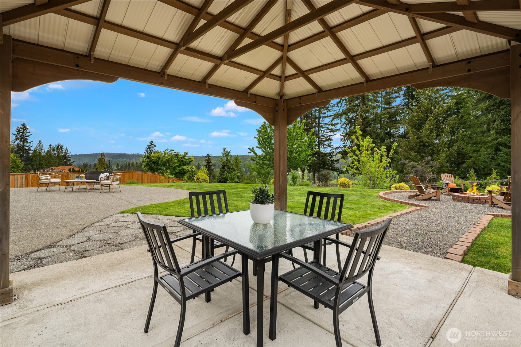 2446 279th Drive SE, Sammamish, WA 98075-4114