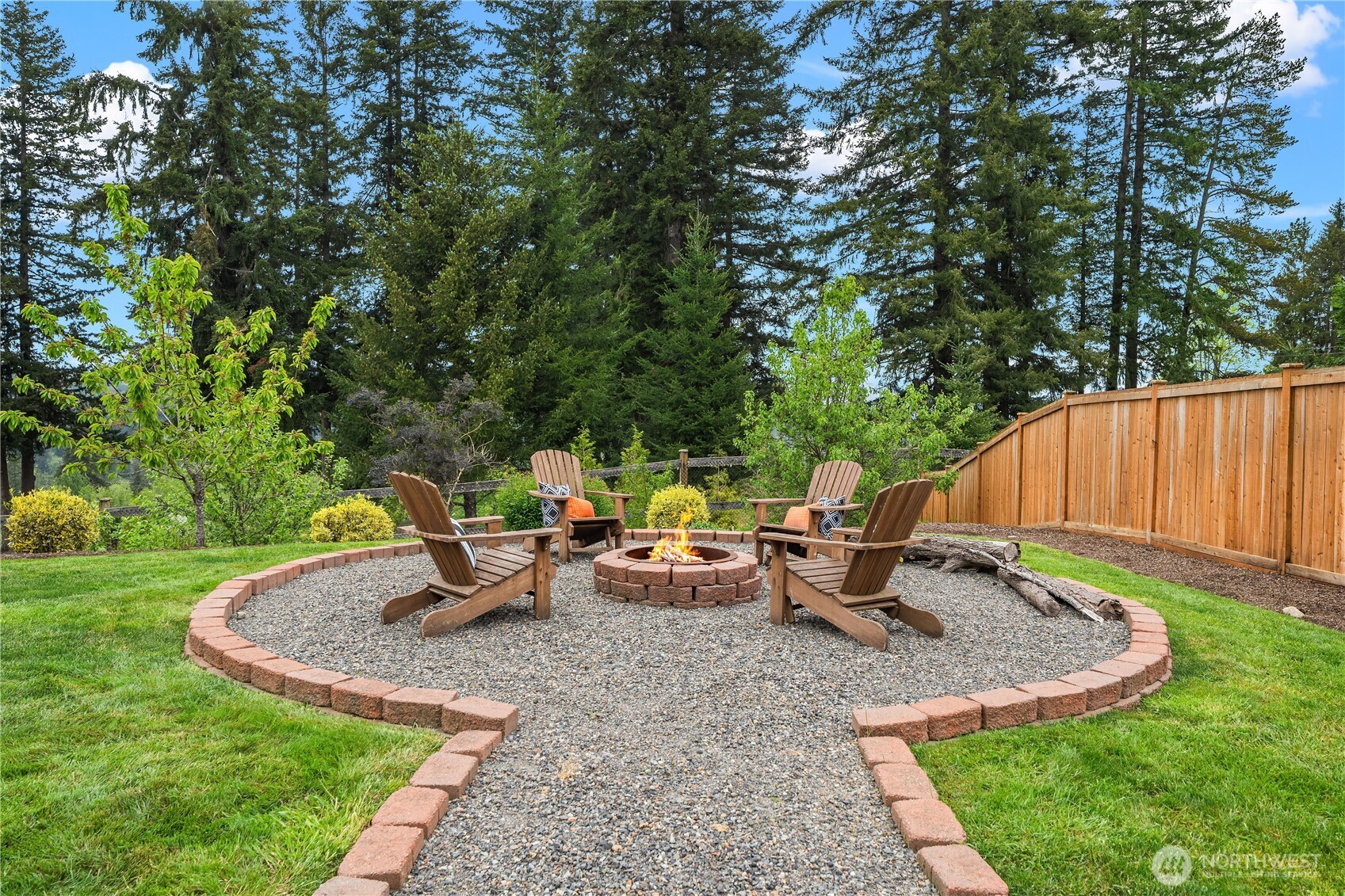 2446 279th Drive SE, Sammamish, WA 98075-4114