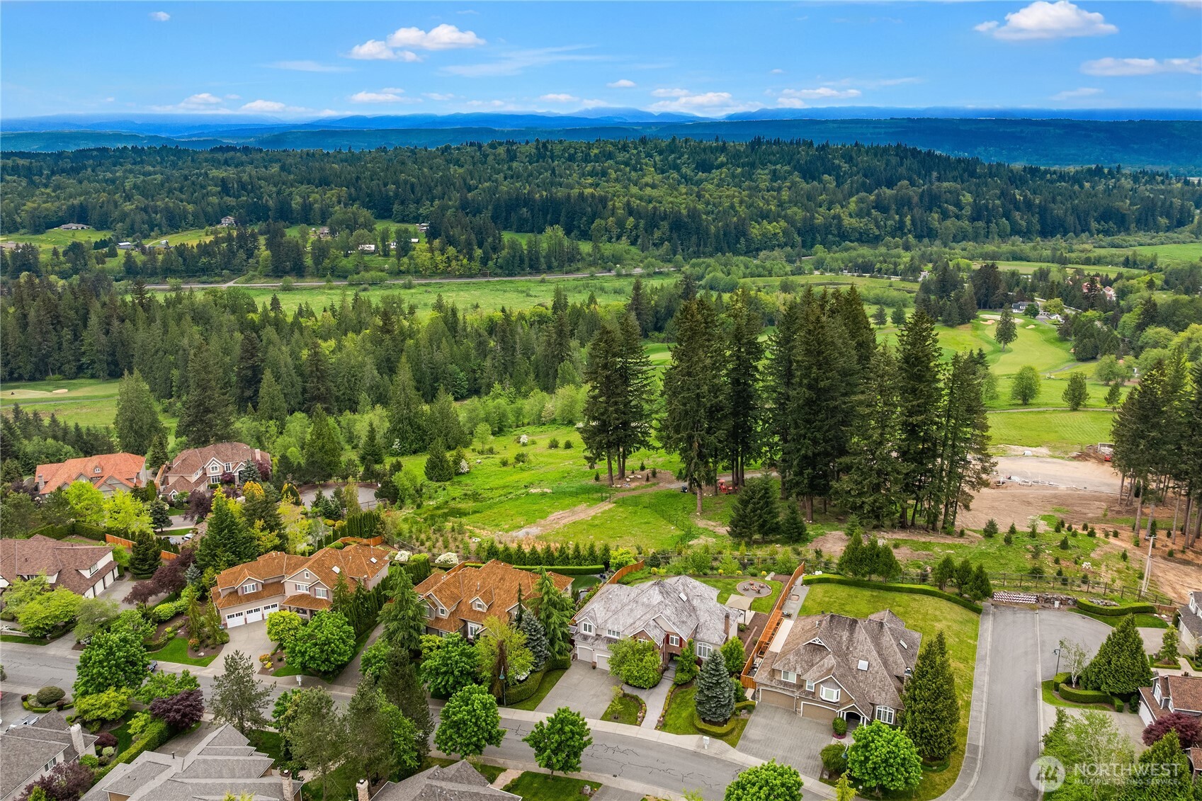 2446 279th Drive SE, Sammamish, WA 98075-4114
