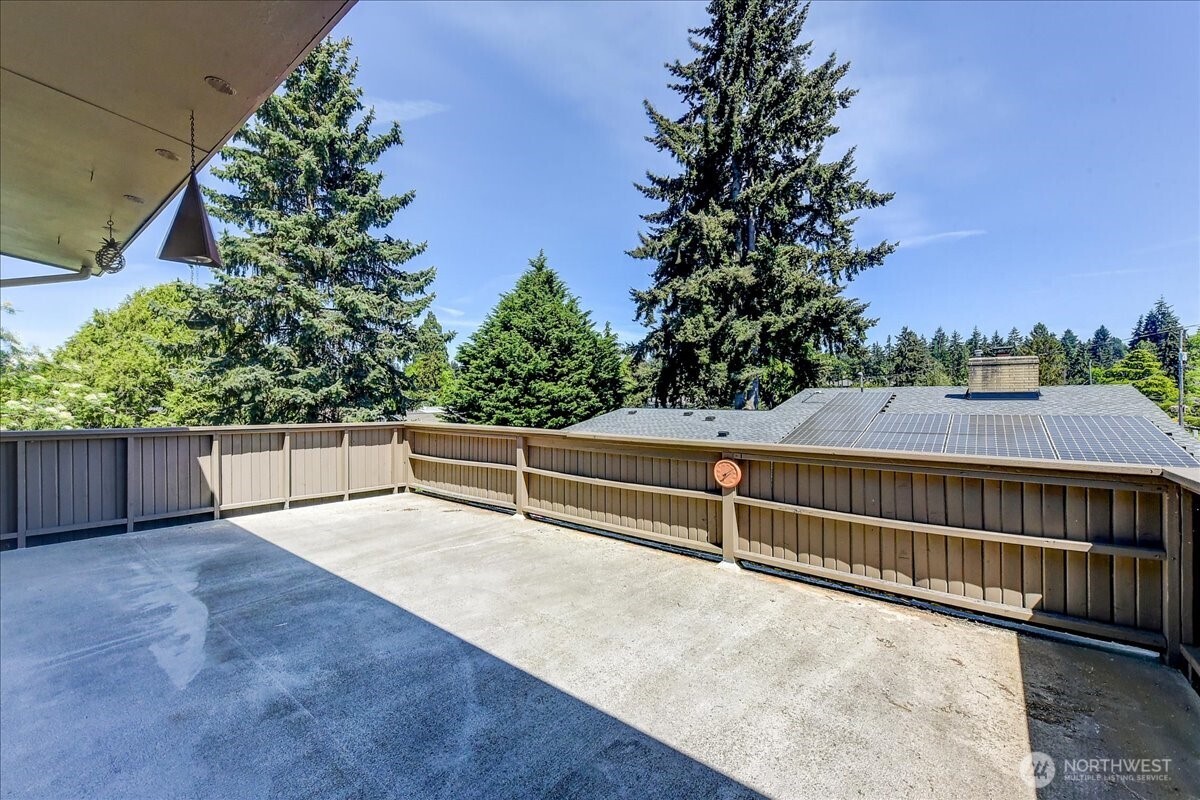 2102 N 171st Street , Shoreline, WA 98133