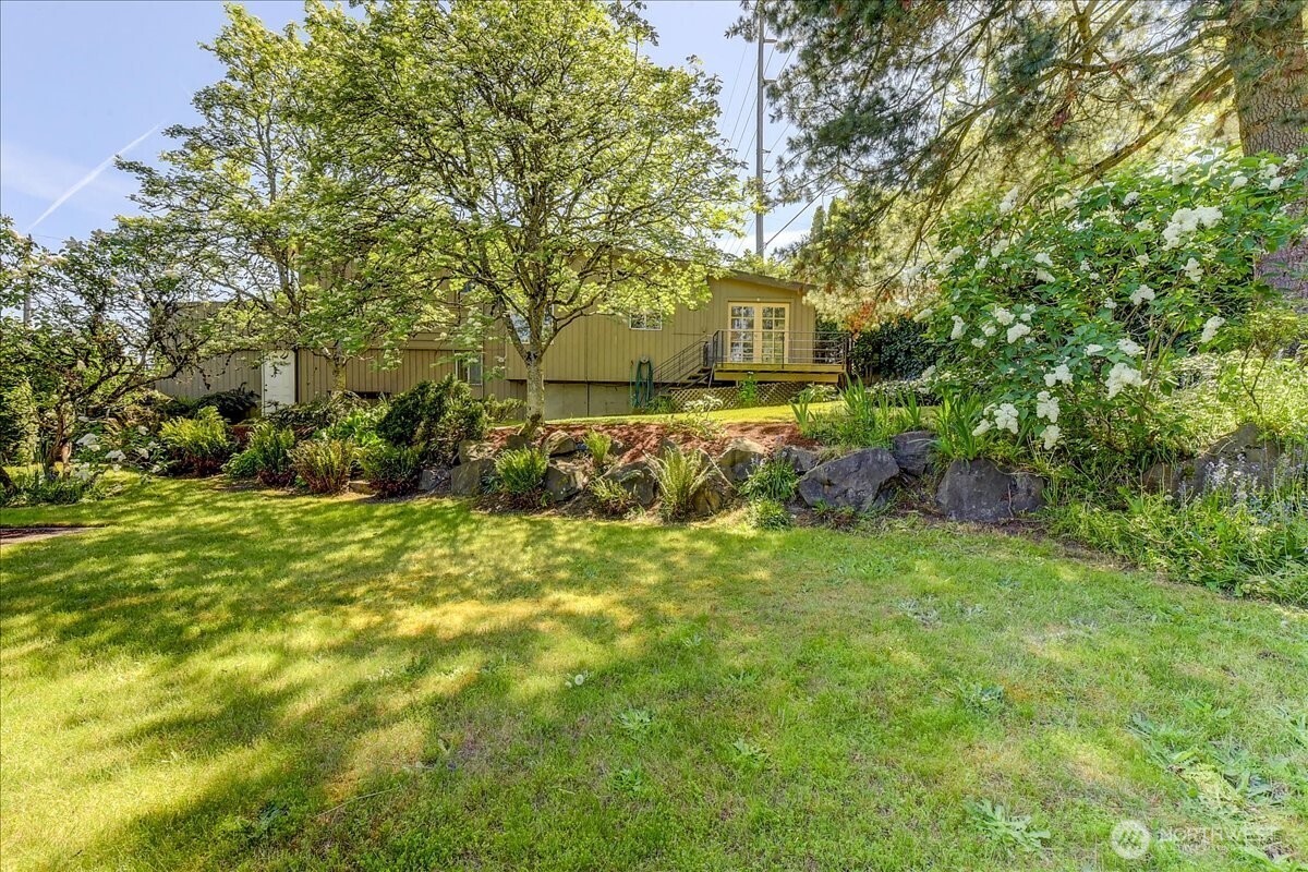 2102 N 171st Street , Shoreline, WA 98133