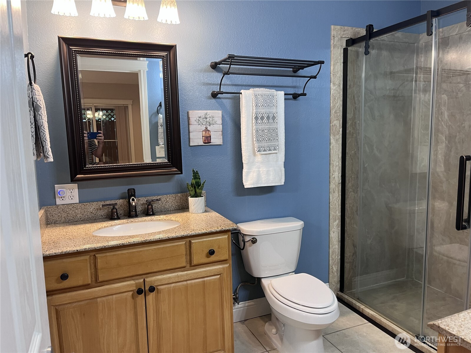 121 E Stavis Road , Shelton, WA 98584