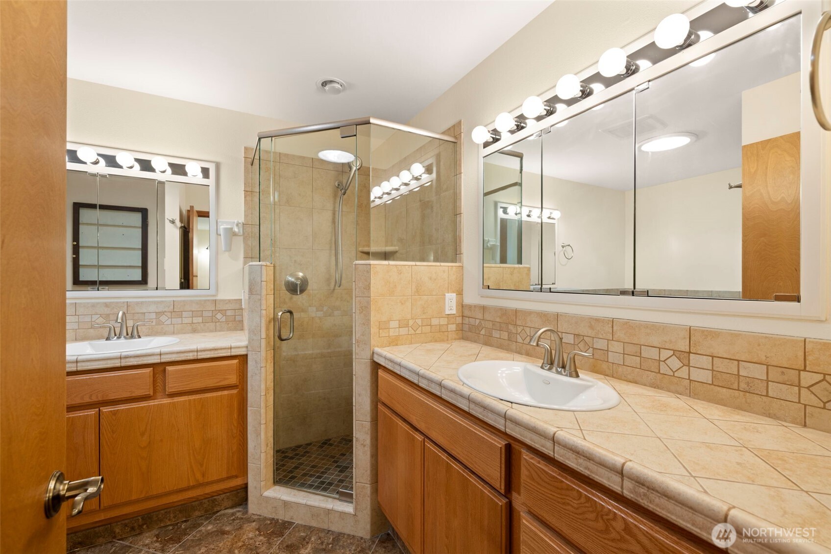 6618 196th Street SE, Snohomish, WA 98296