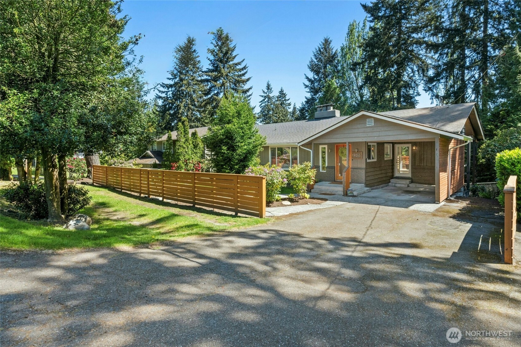 19016 Firlands Way N, Shoreline, WA 98133