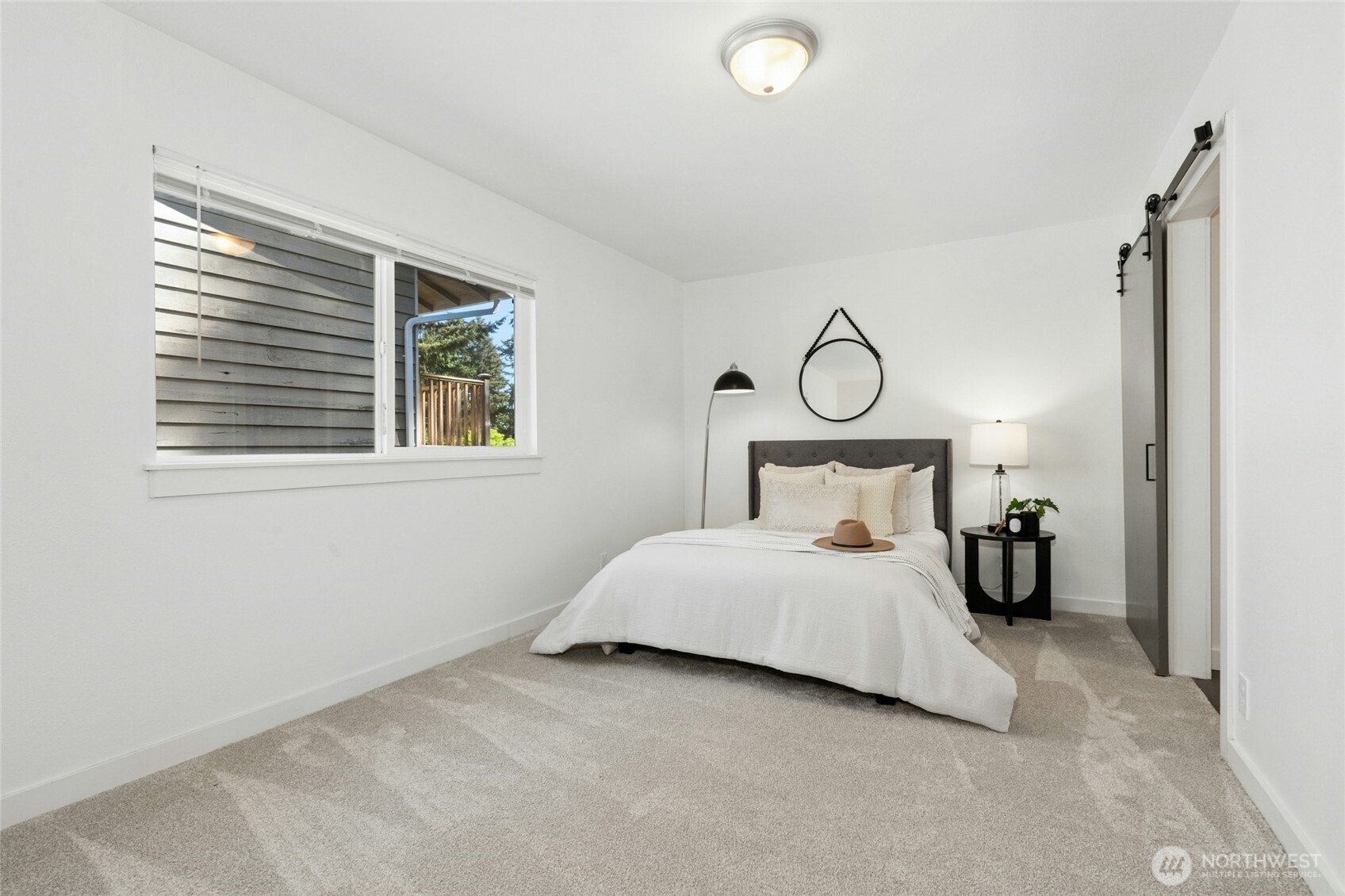 19016 Firlands Way N, Shoreline, WA 98133