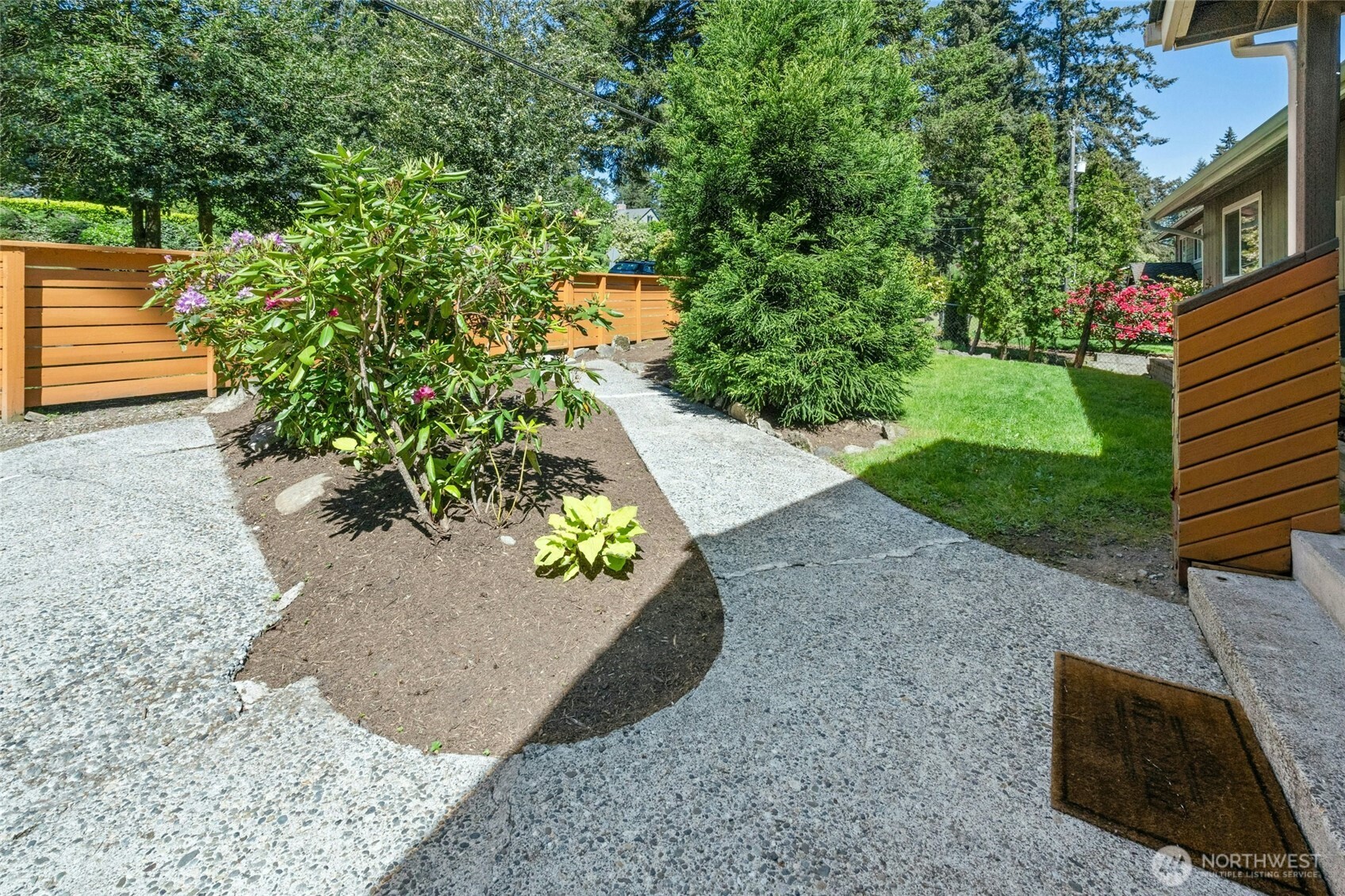 19016 Firlands Way N, Shoreline, WA 98133