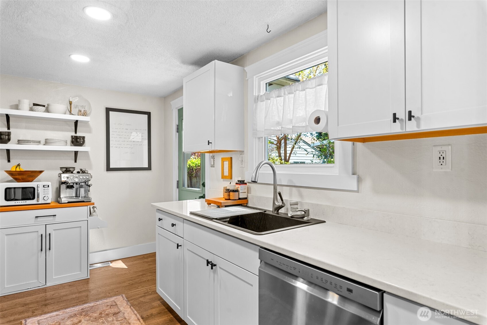 23 N Garfield Avenue , Wenatchee, WA 98801