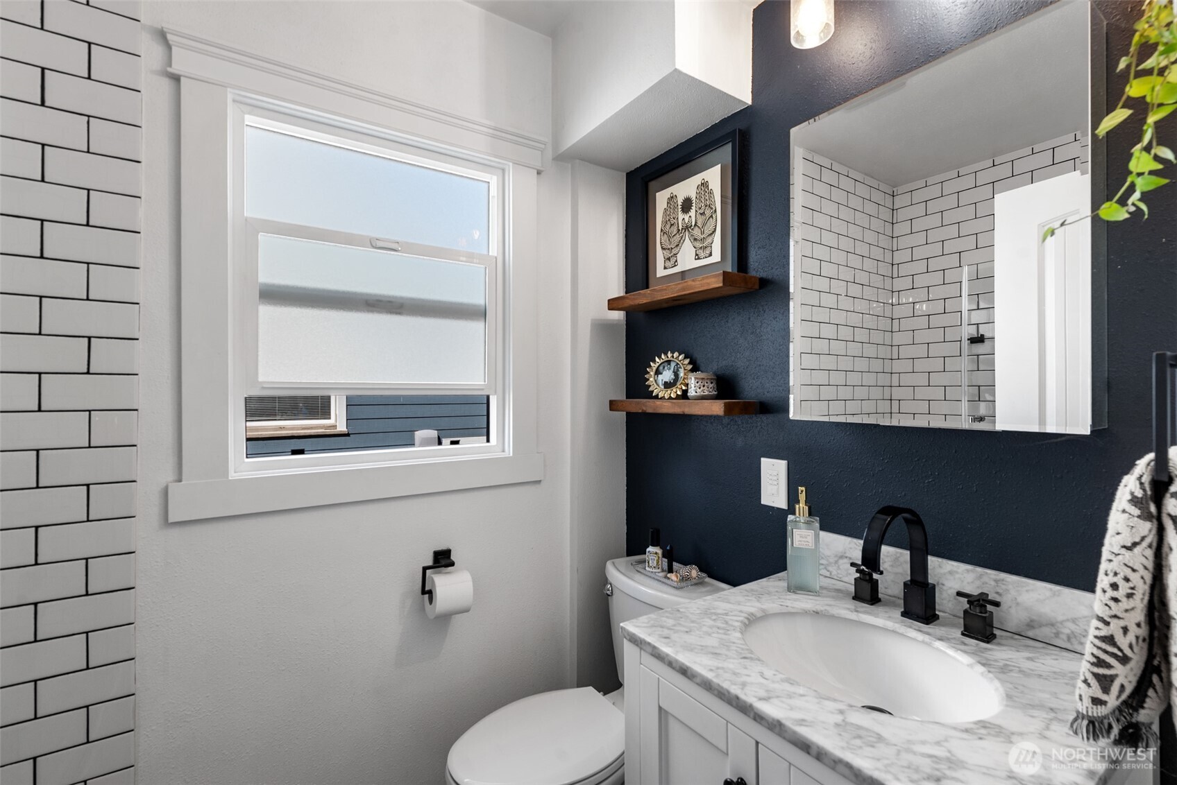 23 N Garfield Avenue , Wenatchee, WA 98801
