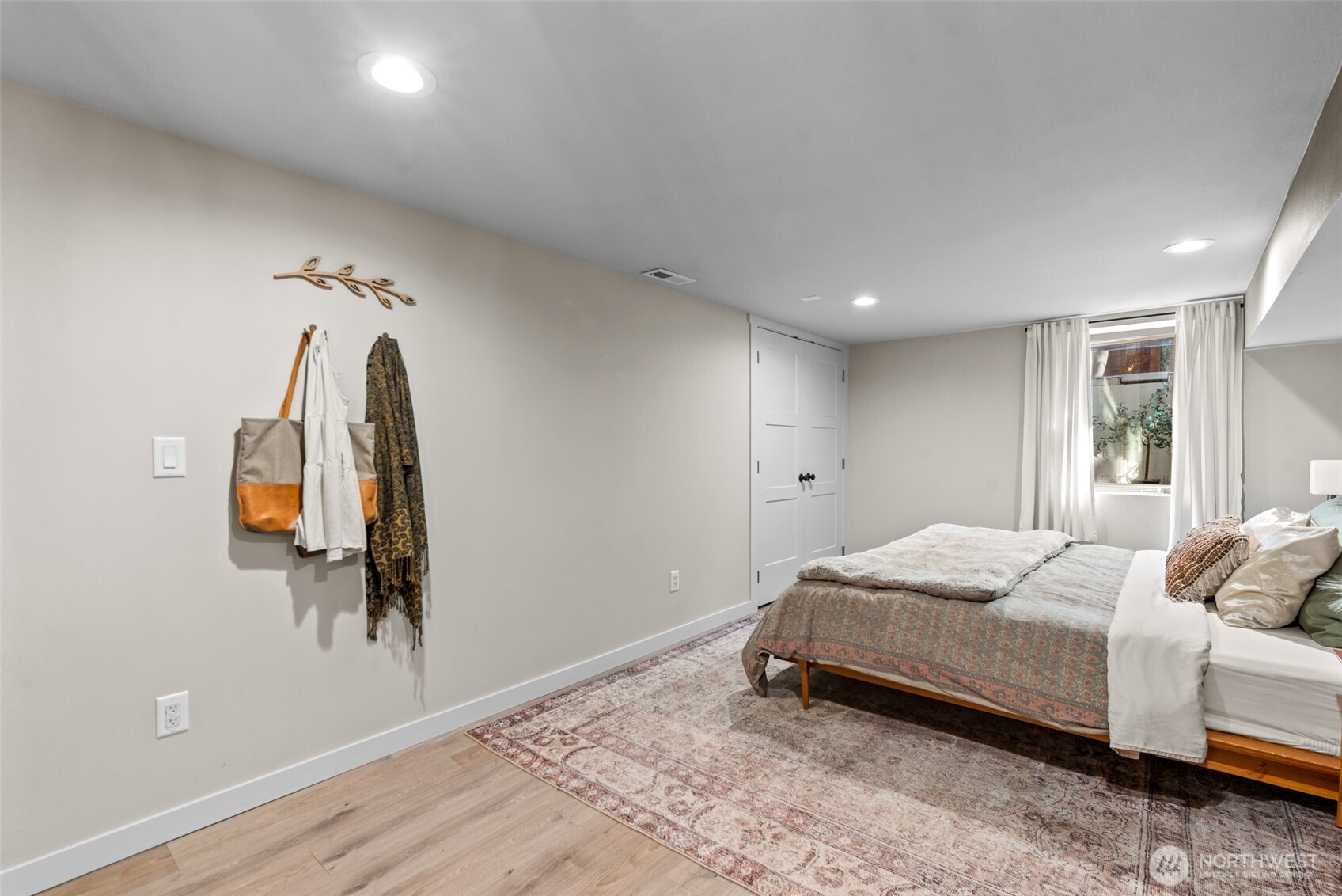 23 N Garfield Avenue , Wenatchee, WA 98801