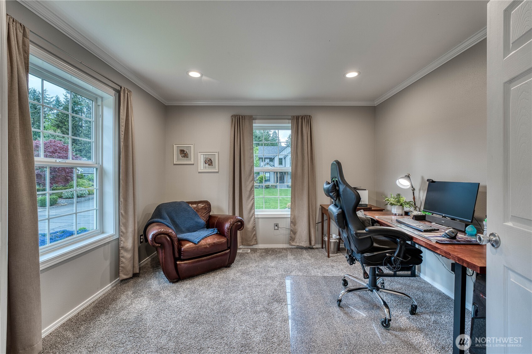 814 Jewil Drive , Fox Island, WA 98333
