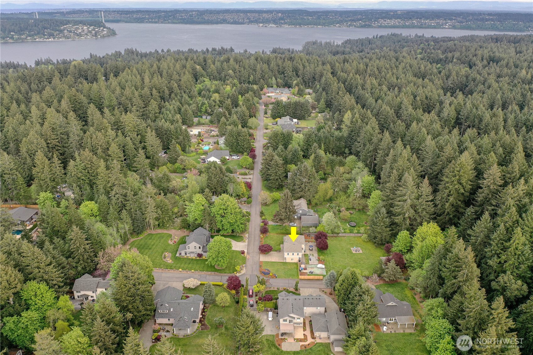 814 Jewil Drive , Fox Island, WA 98333